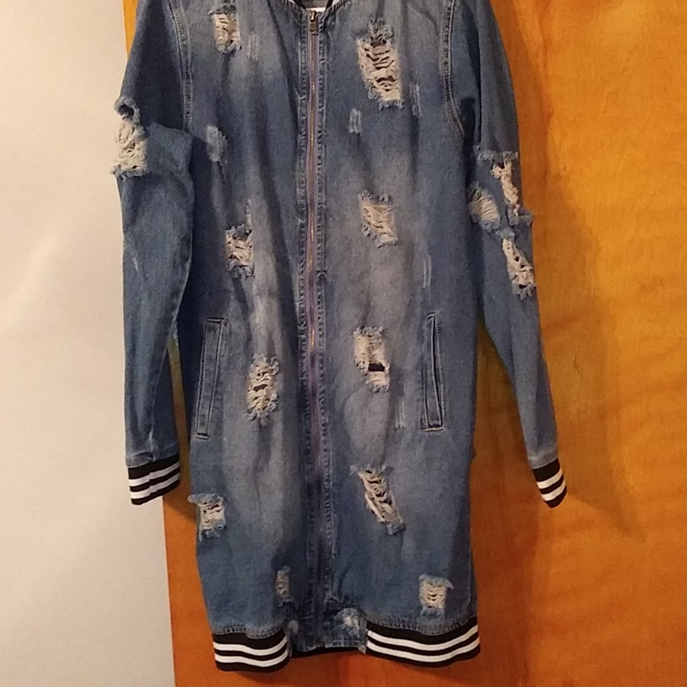 Denim jacket - Picture 8 of 10